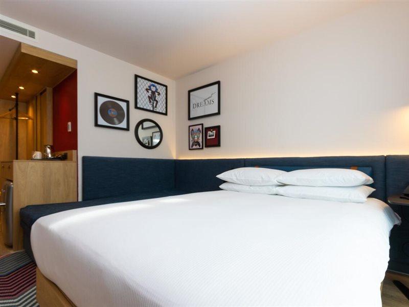Готель Hampton By Hilton London Park Royal Екстер'єр фото