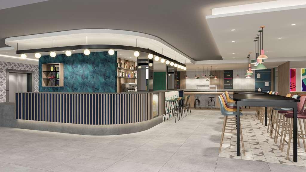 Готель Hampton By Hilton London Park Royal Інтер'єр фото