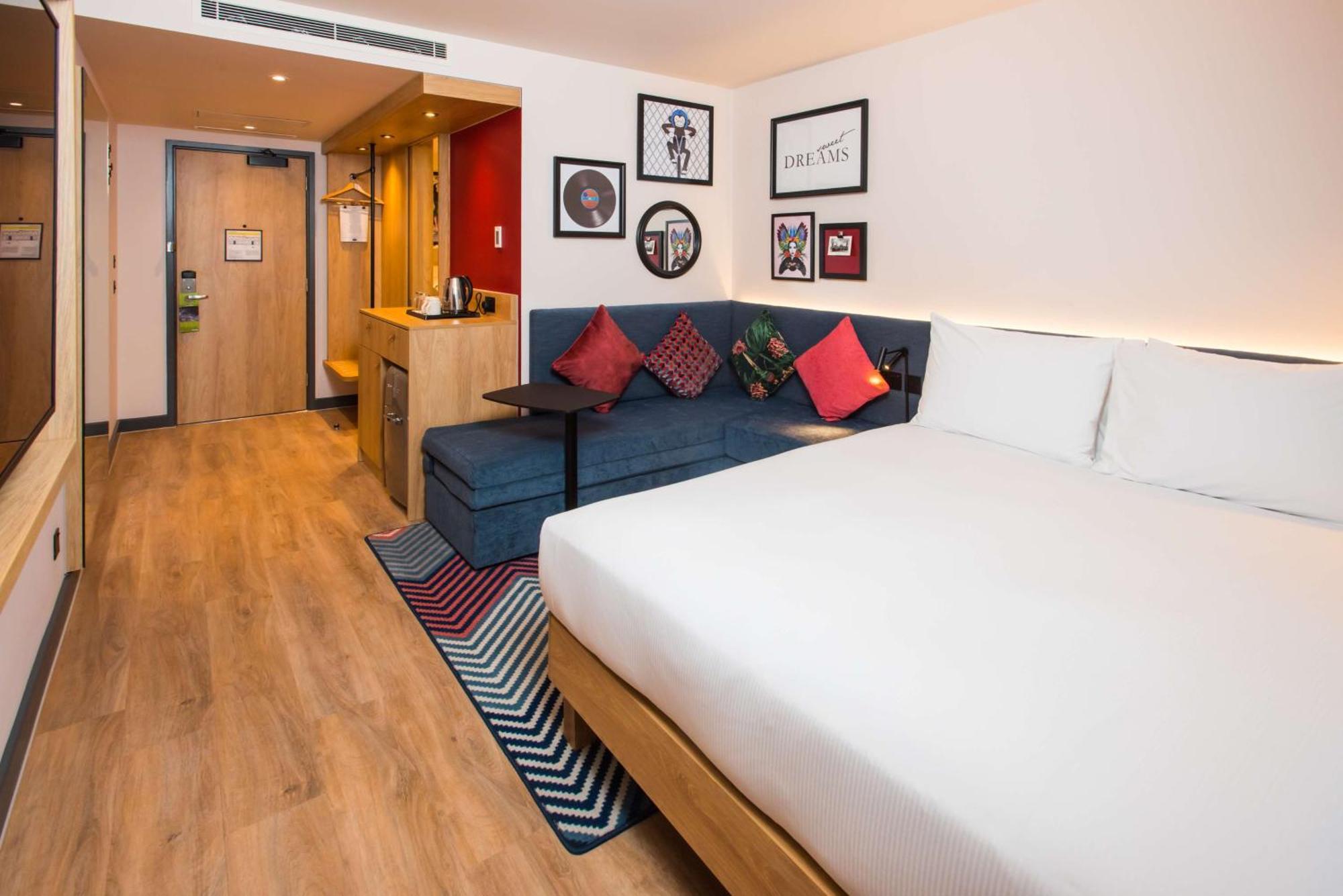 Готель Hampton By Hilton London Park Royal Екстер'єр фото